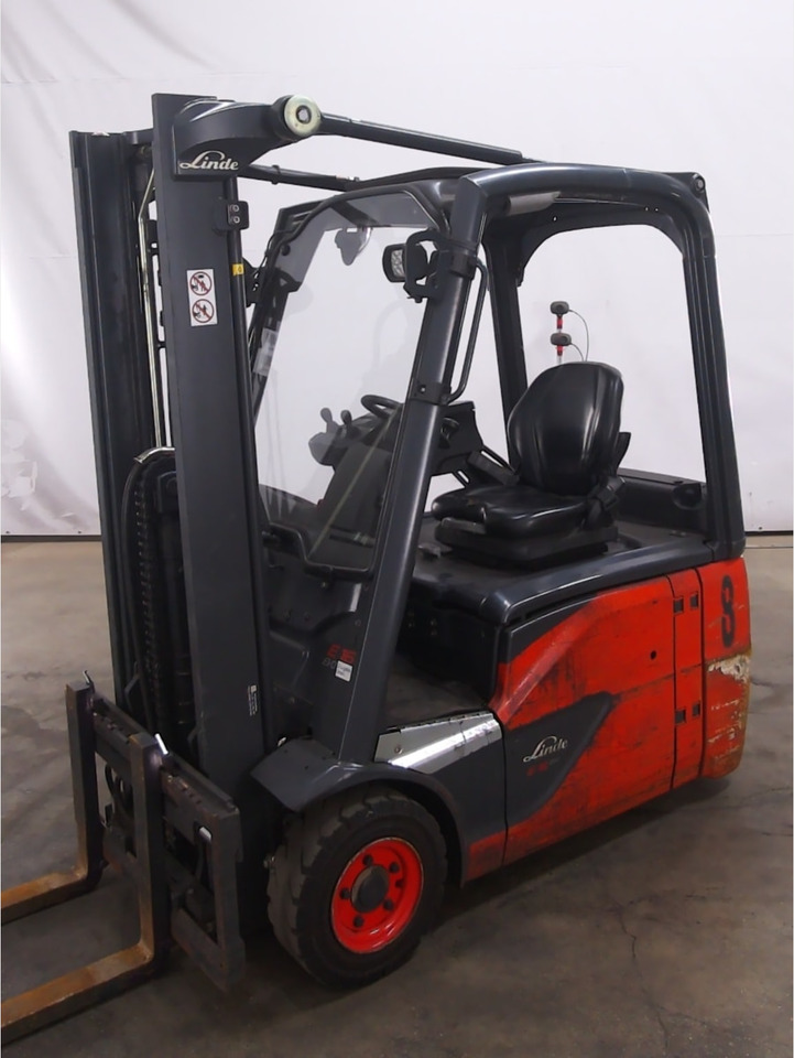 Linde E16-02 - Elektrische heftruck: afbeelding 1 Linde E16-02 - Elektrische heftruck: afbeelding 1