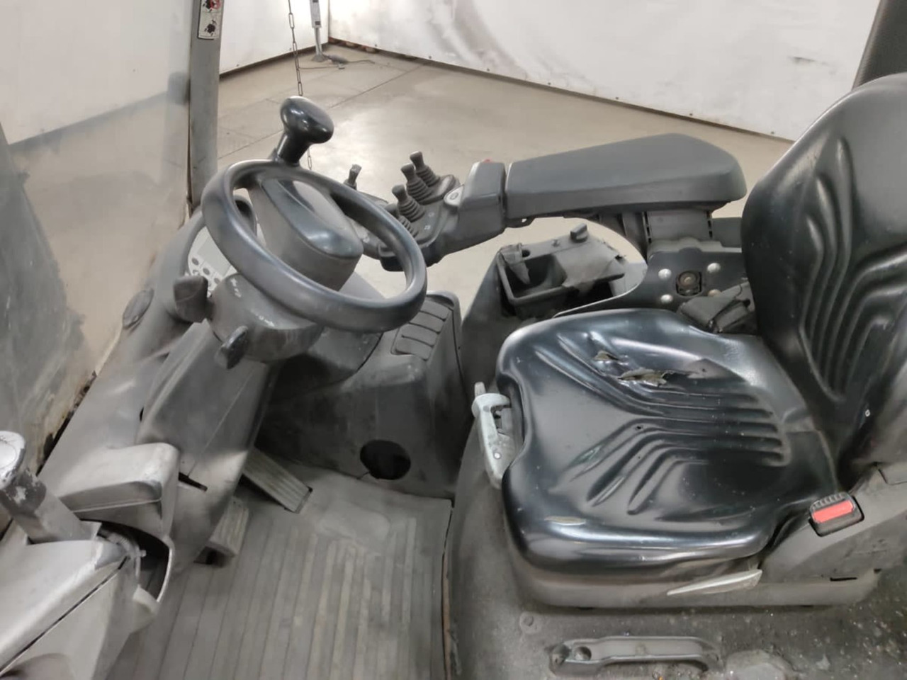 STILL RX70-30 - Diesel heftruck: afbeelding 4 STILL RX70-30 - Diesel heftruck: afbeelding 4