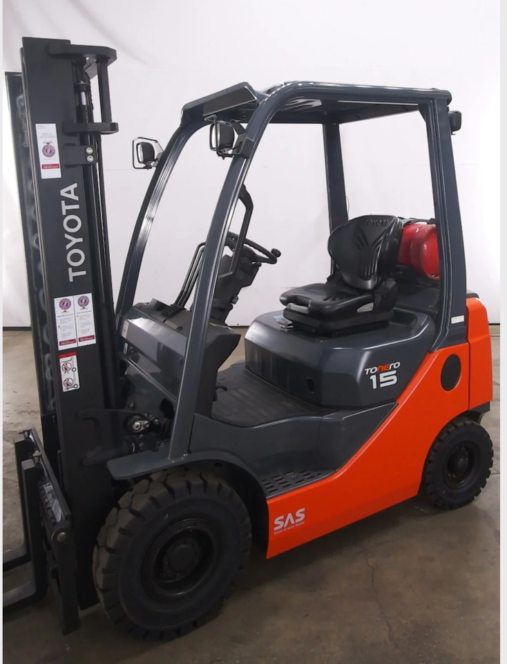 Toyota 02-8FGF15 - LPG heftruck: afbeelding 1 Toyota 02-8FGF15 - LPG heftruck: afbeelding 1