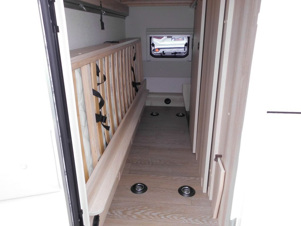 Hobby De Luxe 540 KMFe 2026 GARAGE AUTARK 1800kg. - Caravan: afbeelding 4 Hobby De Luxe 540 KMFe 2026 GARAGE AUTARK 1800kg. - Caravan: afbeelding 4