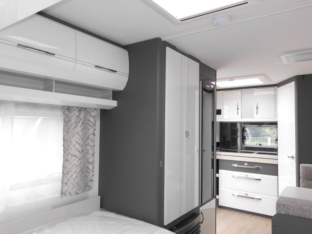 Caravan Hobby Excellent 460 SL 2025 AUTARK 1500kg. Rollrost: afbeelding 12