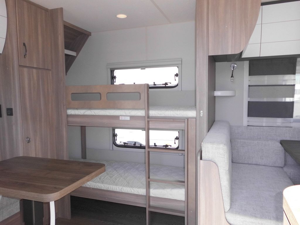 Hobby Excellent Edition 650 KMFe 2025 2200kg., Teppich - Caravan: afbeelding 5 Hobby Excellent Edition 650 KMFe 2025 2200kg., Teppich - Caravan: afbeelding 5
