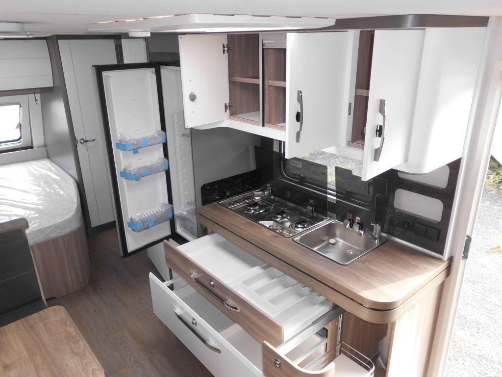 Caravan Hobby Excellent Edition 650 UMFe PICO AUTARK, FBH 2200: afbeelding 8 Caravan Hobby Excellent Edition 650 UMFe PICO AUTARK, FBH 2200: afbeelding 8