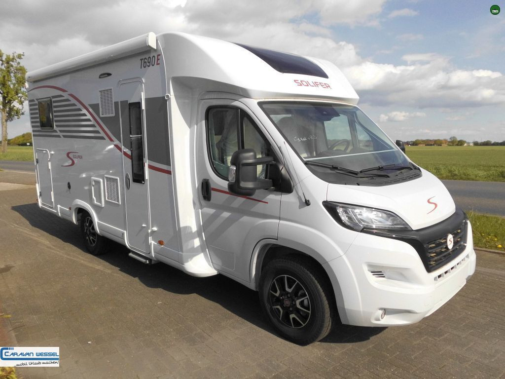 Solifer Emotion T 690 E Modell 2024 - Half integraal camper: afbeelding 1 Solifer Emotion T 690 E Modell 2024 - Half integraal camper: afbeelding 1