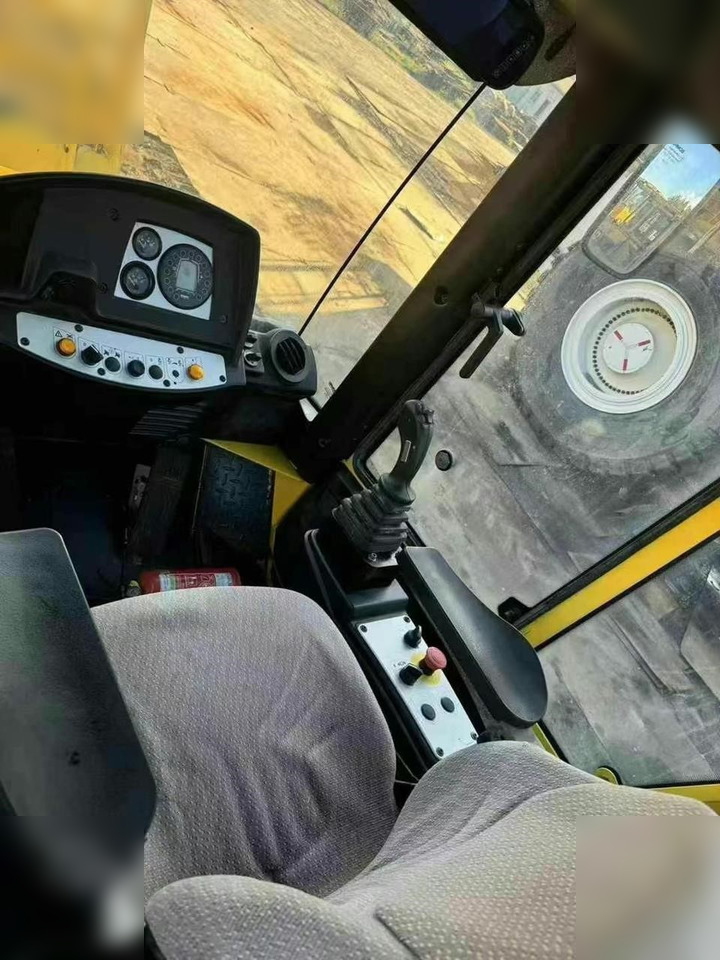 2013 BOMAG BC462RB - Schapenpootwals/ Grondverdichter: afbeelding 5 2013 BOMAG BC462RB - Schapenpootwals/ Grondverdichter: afbeelding 5