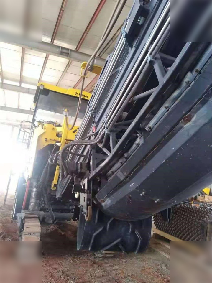 2015 BOMAG BM2000/60-2 - Asfaltfrees: afbeelding 4 2015 BOMAG BM2000/60-2 - Asfaltfrees: afbeelding 4