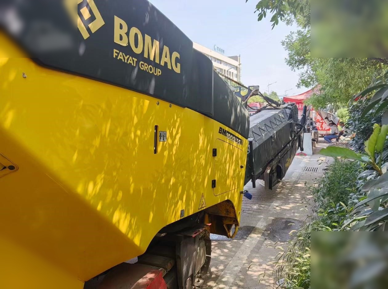 2017 BOMAG BM1000/35 - Asfaltfrees: afbeelding 2 2017 BOMAG BM1000/35 - Asfaltfrees: afbeelding 2