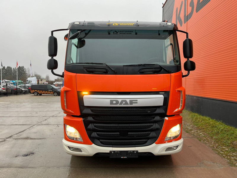 DAF CF 510 8x2/6 HIAB 24 ton / L=5800 mm - Haakarmsysteem vrachtwagen: afbeelding 3 DAF CF 510 8x2/6 HIAB 24 ton / L=5800 mm - Haakarmsysteem vrachtwagen: afbeelding 3