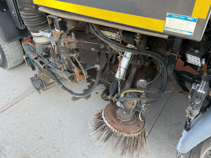 Veegwagen DAF LF 55.180 4x2 Schmidt SK 600 Dual LP: afbeelding 11