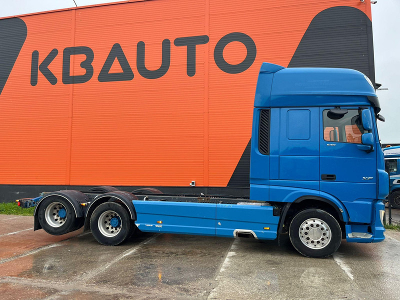 DAF XF 530 6x2 PTO / CHASSIS L=6074 mm - Chassis vrachtwagen: afbeelding 4 DAF XF 530 6x2 PTO / CHASSIS L=6074 mm - Chassis vrachtwagen: afbeelding 4