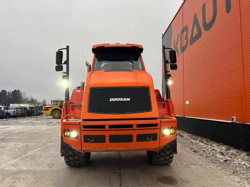 Doosan DA 30 6x6 AC / CENTRAL LUBRICATION / NO ADBLUE / NO DPF - Kiepwagen: afbeelding 2 Doosan DA 30 6x6 AC / CENTRAL LUBRICATION / NO ADBLUE / NO DPF - Kiepwagen: afbeelding 2