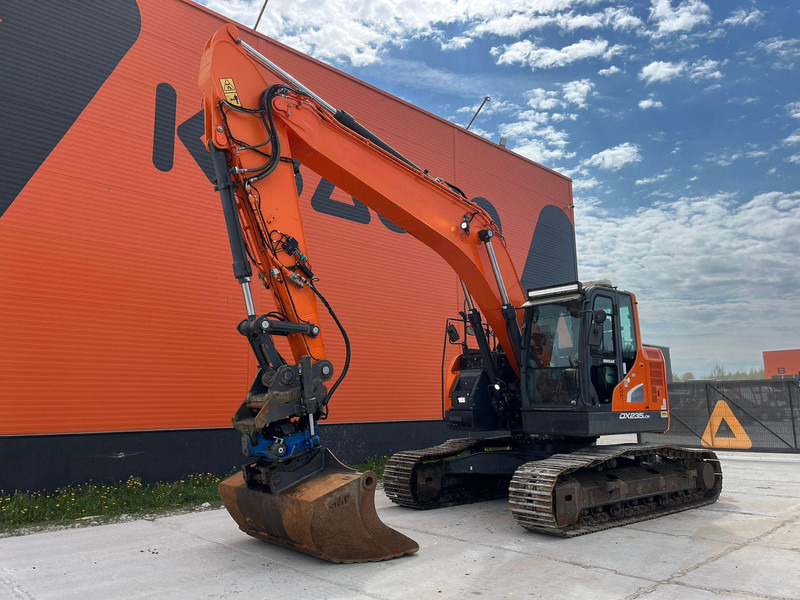 Doosan DX 235 LCR-5 3 D / ROTOTILT / CENTRAL LUBRICATION / AC - Rupsgraafmachine: afbeelding 2 Doosan DX 235 LCR-5 3 D / ROTOTILT / CENTRAL LUBRICATION / AC - Rupsgraafmachine: afbeelding 2