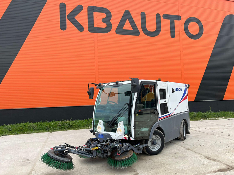 Dulevo 2000 SKY HYDRAULIC ISSUES !! - Veegwagen: afbeelding 1 Dulevo 2000 SKY HYDRAULIC ISSUES !! - Veegwagen: afbeelding 1