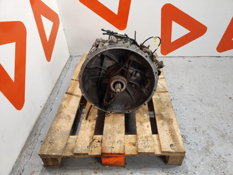 Iveco ZF 6S700TO GEARBOX - Versnellingsbak voor Vrachtwagen: afbeelding 2 Iveco ZF 6S700TO GEARBOX - Versnellingsbak voor Vrachtwagen: afbeelding 2