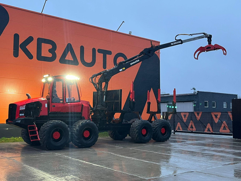 Komatsu 895 8x8 LOADFLEX / CRANE 165F - Uitrijwagen: afbeelding 1 Komatsu 895 8x8 LOADFLEX / CRANE 165F - Uitrijwagen: afbeelding 1