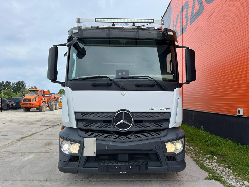 Mercedes-Benz Actros 1827 4x2 TK UT SPECTRUM / BOX L=8429 mm - Koelwagen vrachtwagen: afbeelding 2 Mercedes-Benz Actros 1827 4x2 TK UT SPECTRUM / BOX L=8429 mm - Koelwagen vrachtwagen: afbeelding 2