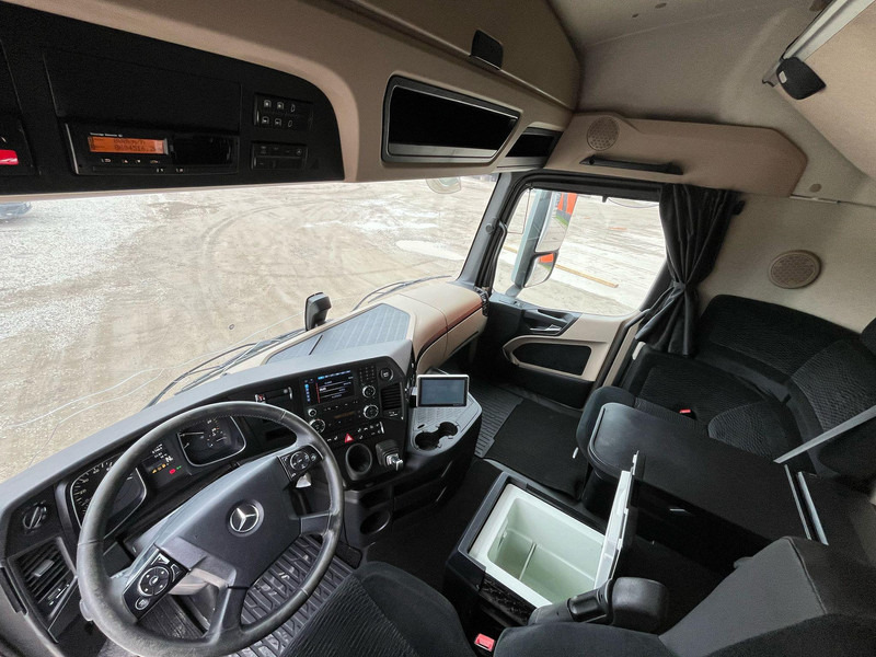 Chassis vrachtwagen Mercedes-Benz Actros 2545 6x2*4 BOX L=7445 mm: afbeelding 18
