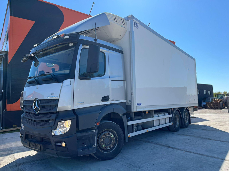 Mercedes-Benz Actros 2551 6x2 LUMIKKO L7 / BOX L=7609 mm - Koelwagen vrachtwagen: afbeelding 2 Mercedes-Benz Actros 2551 6x2 LUMIKKO L7 / BOX L=7609 mm - Koelwagen vrachtwagen: afbeelding 2