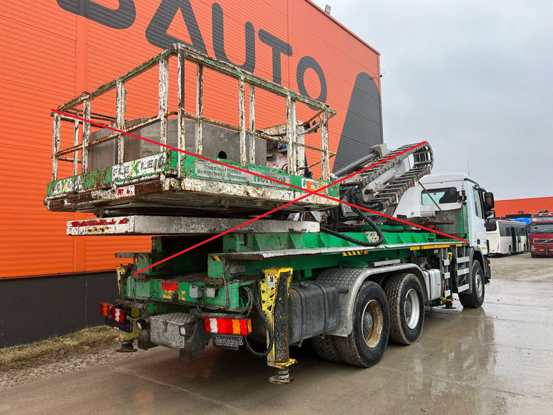Mercedes-Benz Actros 2636 6x4 FOR SALE AS CHASSIS / ONLY 28159 km / V6 ENGINE / FULL STEEL - Chassis vrachtwagen: afbeelding 5 Mercedes-Benz Actros 2636 6x4 FOR SALE AS CHASSIS / ONLY 28159 km / V6 ENGINE / FULL STEEL - Chassis vrachtwagen: afbeelding 5