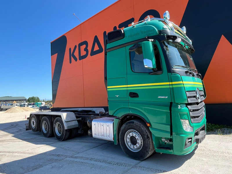 Mercedes-Benz Actros 3563 8x4*4 RETARDER / CHASSIS L=7358 mm - Chassis vrachtwagen: afbeelding 3 Mercedes-Benz Actros 3563 8x4*4 RETARDER / CHASSIS L=7358 mm - Chassis vrachtwagen: afbeelding 3