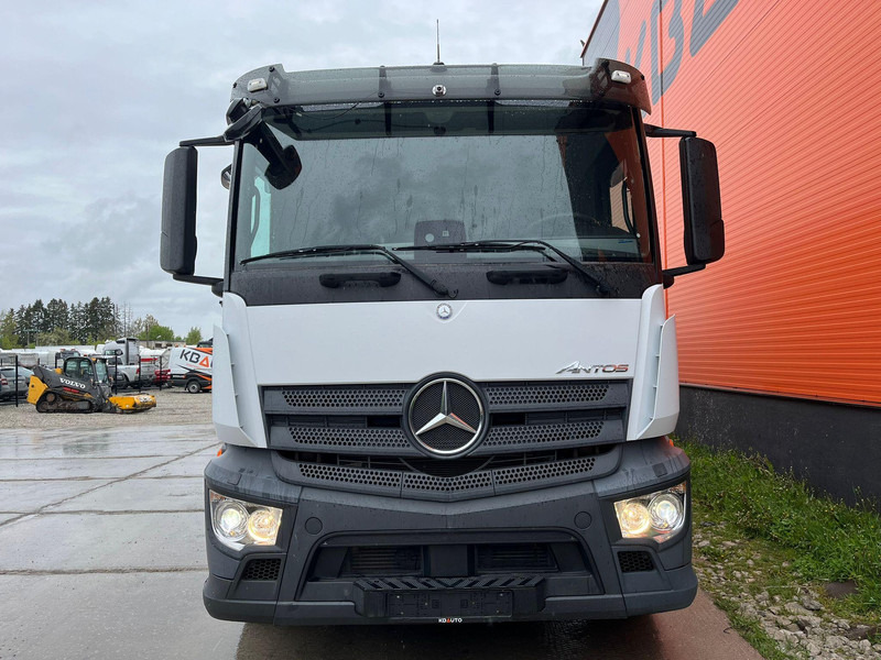 Mercedes-Benz Antos 2535 6x2*4 SUPRA 850 / BOX L=9461 mm - Koelwagen vrachtwagen: afbeelding 3 Mercedes-Benz Antos 2535 6x2*4 SUPRA 850 / BOX L=9461 mm - Koelwagen vrachtwagen: afbeelding 3