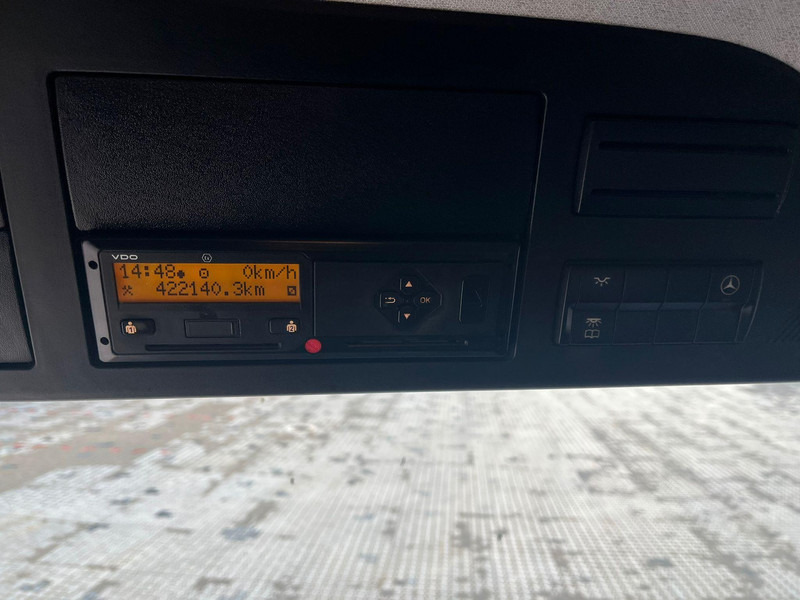 Bakwagen Mercedes-Benz Antos 2543 6x2*4 LIFTABLE BOX ROOF / BOX L=7773 mm: afbeelding 19 Bakwagen Mercedes-Benz Antos 2543 6x2*4 LIFTABLE BOX ROOF / BOX L=7773 mm: afbeelding 19