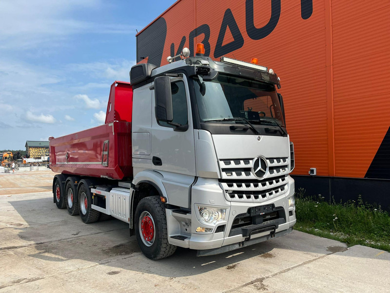Mercedes-Benz Arocs 3253 8x4*4 RETARDER / BOX L=6176 mm - Kipper vrachtwagen: afbeelding 4 Mercedes-Benz Arocs 3253 8x4*4 RETARDER / BOX L=6176 mm - Kipper vrachtwagen: afbeelding 4