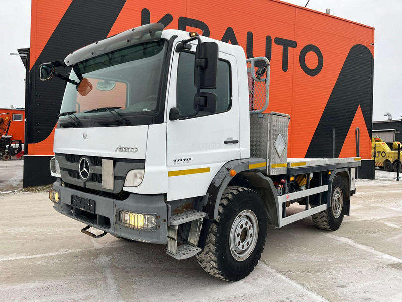 Mercedes-Benz Atego 1018 4x4 ONLY 18844 km ! / FULL STEEL / DRUM BRAKES / PLATFORM L=3500 mm - Vrachtwagen met open laadbak: afbeelding 2 Mercedes-Benz Atego 1018 4x4 ONLY 18844 km ! / FULL STEEL / DRUM BRAKES / PLATFORM L=3500 mm - Vrachtwagen met open laadbak: afbeelding 2