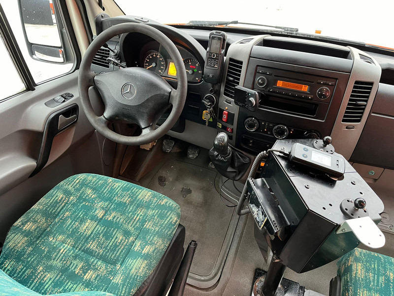 Interieur foto 1: Minibus, Personenvervoer Mercedes-Benz Sprinter 515 CDI 20 + 1 SEATS / AC