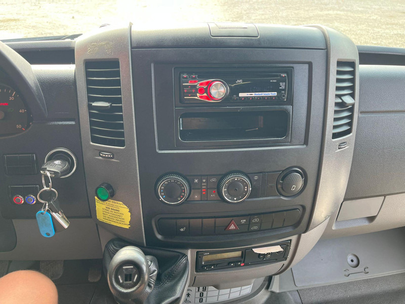Leasing Mercedes-Benz Sprinter 516 CDI 19 + 1 SEATS / AC Mercedes-Benz Sprinter 516 CDI 19 + 1 SEATS / AC: afbeelding 12
