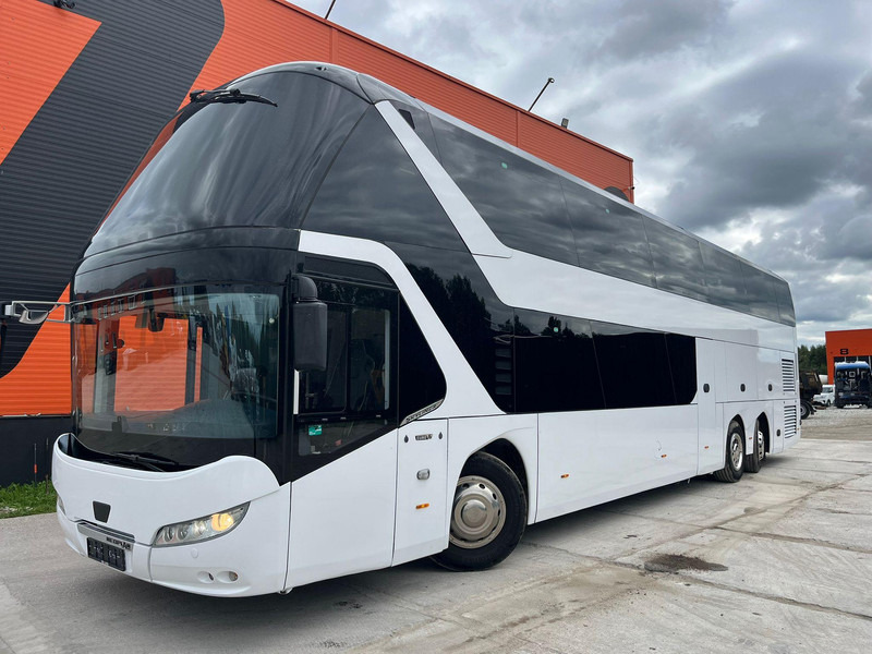 Neoplan SKYLINER L 6x2*4 77 SEATS / AC / AUXILIARY HEATING / WC - Dubbeldeksbus: afbeelding 3 Neoplan SKYLINER L 6x2*4 77 SEATS / AC / AUXILIARY HEATING / WC - Dubbeldeksbus: afbeelding 3