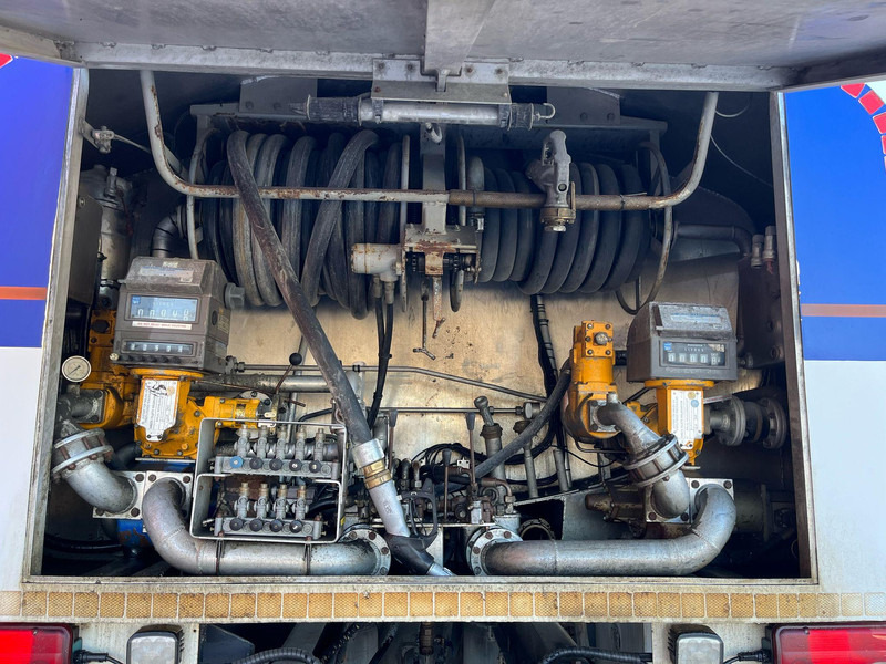 Leasing Scania P 320 4x2 TANK 11000 l / 2000 + 3000 + 3000 + 3000 l Scania P 320 4x2 TANK 11000 l / 2000 + 3000 + 3000 + 3000 l: afbeelding 9