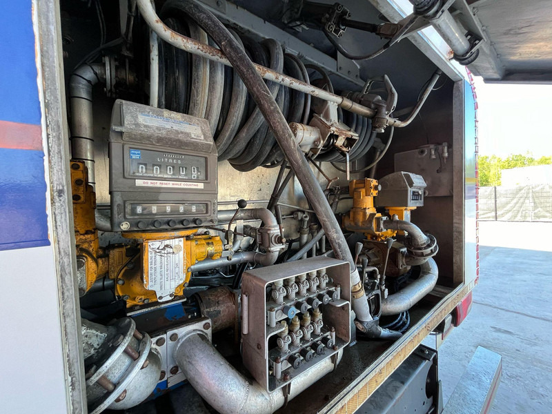 Leasing Scania P 320 4x2 TANK 11000 l / 2000 + 3000 + 3000 + 3000 l Scania P 320 4x2 TANK 11000 l / 2000 + 3000 + 3000 + 3000 l: afbeelding 10
