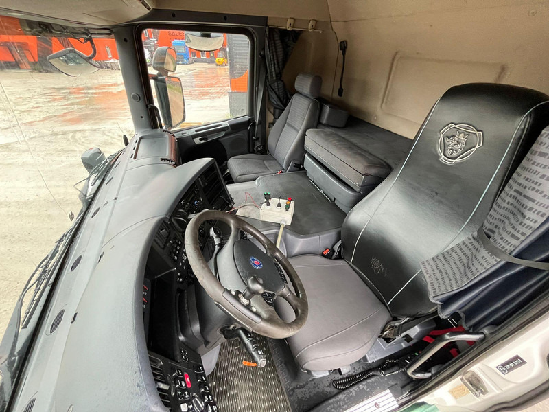 Kipper vrachtwagen Scania P 420 6x4 UNDERBODY SCRAPER / RETARDER / BOX L=4947 mm: afbeelding 19 Kipper vrachtwagen Scania P 420 6x4 UNDERBODY SCRAPER / RETARDER / BOX L=4947 mm: afbeelding 19