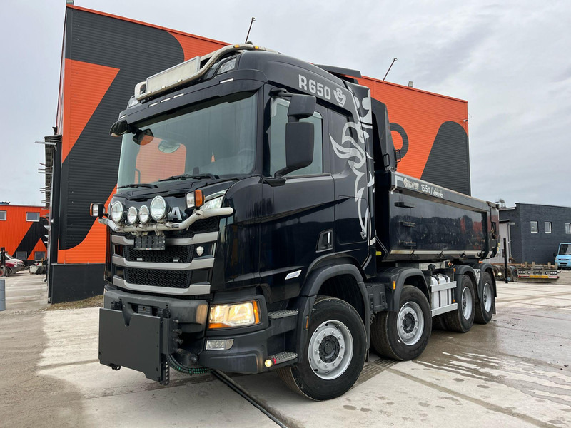 Scania R 650 8x4 FRONT PLOW EQUIPMENT / FULL STEEL / HUB REDUCTION / WEBASTO - Kipper vrachtwagen: afbeelding 2 Scania R 650 8x4 FRONT PLOW EQUIPMENT / FULL STEEL / HUB REDUCTION / WEBASTO - Kipper vrachtwagen: afbeelding 2