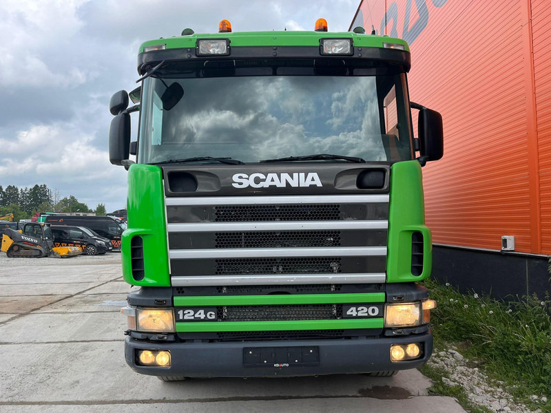 Scania R124 8x4 TANK 12000 l / VACUUM Disab P210/9 - 7800 m3/h / 1182 hours - Vacuümwagen: afbeelding 2 Scania R124 8x4 TANK 12000 l / VACUUM Disab P210/9 - 7800 m3/h / 1182 hours - Vacuümwagen: afbeelding 2