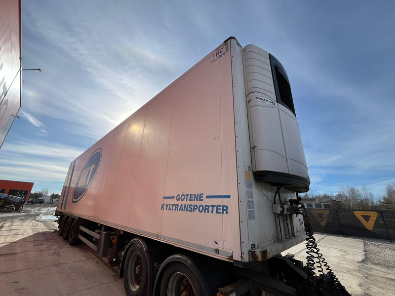 Schmitz Cargobull SCBS3B CARRIER Vector 1550 / BOX L=13396 mm - Koelwagen aanhangwagen: afbeelding 1 Schmitz Cargobull SCBS3B CARRIER Vector 1550 / BOX L=13396 mm - Koelwagen aanhangwagen: afbeelding 1