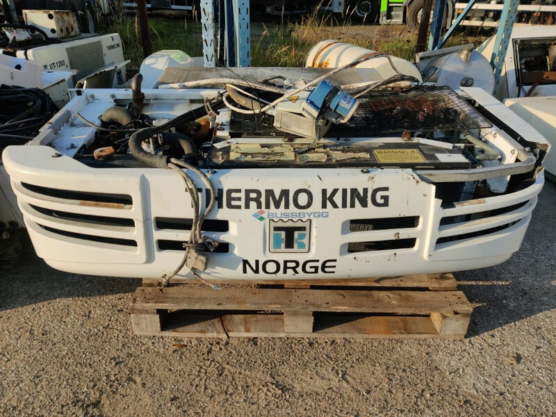 THERMO KING TS-300 REFRIGERATION UNIT / KÜLMASEADE - Koelwagen laadbak: afbeelding 2 THERMO KING TS-300 REFRIGERATION UNIT / KÜLMASEADE - Koelwagen laadbak: afbeelding 2