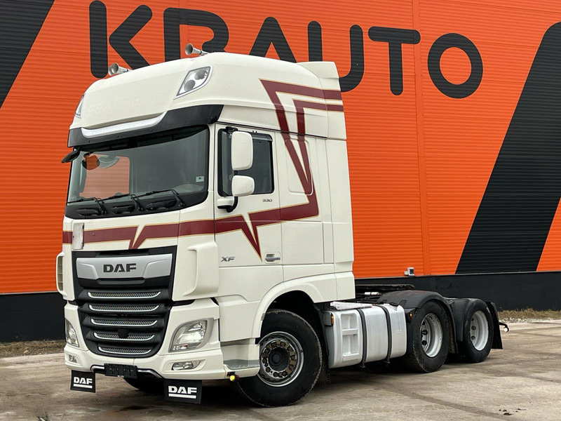 DAF XF 530 6x2 RETARDER / DOUBLE BOGIE - Trekker: afbeelding 1 DAF XF 530 6x2 RETARDER / DOUBLE BOGIE - Trekker: afbeelding 1