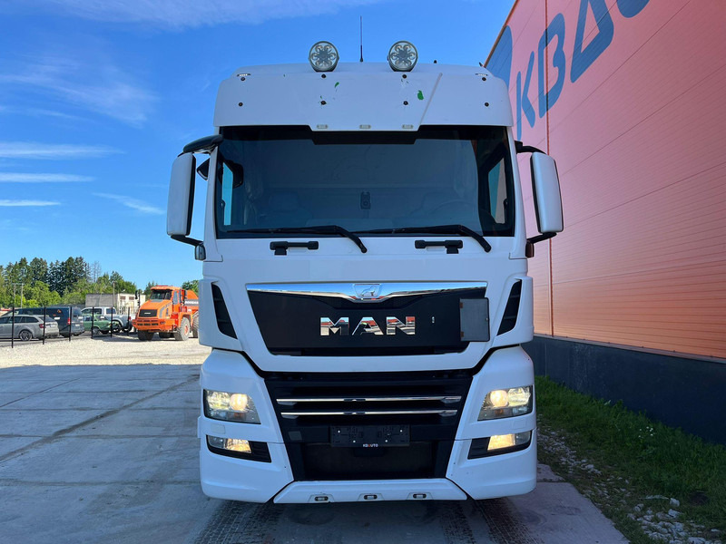 MAN TGX 28.500 6x2 XXL CAB / INTARDER / DOUBLE BOGIE - Trekker: afbeelding 3 MAN TGX 28.500 6x2 XXL CAB / INTARDER / DOUBLE BOGIE - Trekker: afbeelding 3
