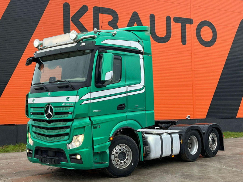 Mercedes-Benz Actros 2553 6x2 STREAMSPACE / RETARDER / PTO - Trekker: afbeelding 1 Mercedes-Benz Actros 2553 6x2 STREAMSPACE / RETARDER / PTO - Trekker: afbeelding 1