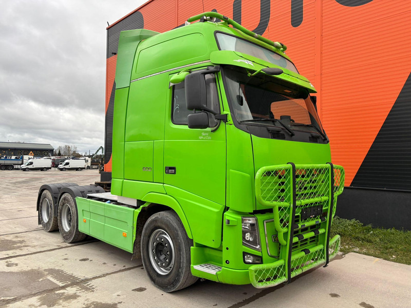 Volvo FH 16 600 6x2 GLOBE XXL ! / HYDRAULICS / RETARDER / DOUBLE BOGIE - Trekker: afbeelding 4 Volvo FH 16 600 6x2 GLOBE XXL ! / HYDRAULICS / RETARDER / DOUBLE BOGIE - Trekker: afbeelding 4