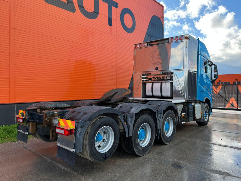 Volvo FH 16 750 8x4 GCW 130 ton / GLOBE XL / HYDRAULICS / BIG AXLES - Trekker: afbeelding 5 Volvo FH 16 750 8x4 GCW 130 ton / GLOBE XL / HYDRAULICS / BIG AXLES - Trekker: afbeelding 5