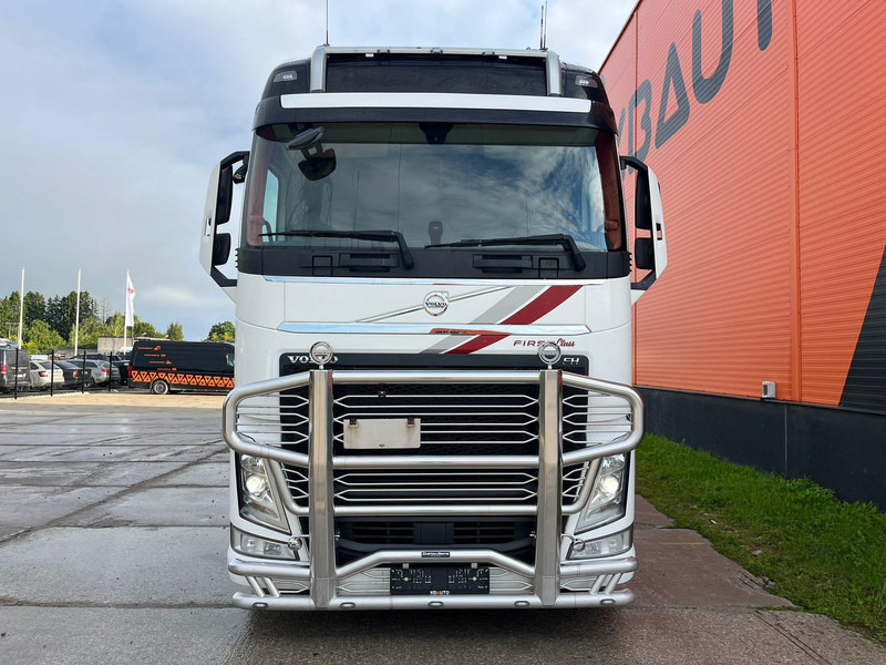 Volvo FH 500 6x2 GLOBE XL / RETARDER / DOUBLE BOGIE - Trekker: afbeelding 3 Volvo FH 500 6x2 GLOBE XL / RETARDER / DOUBLE BOGIE - Trekker: afbeelding 3