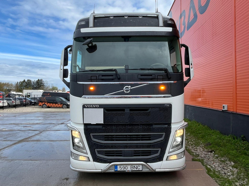 Volvo FH 540 6x2 ADR / GLOBE XL / HYDRAULICS / RETARDER / DOUBLE BOGIE - Trekker: afbeelding 2 Volvo FH 540 6x2 ADR / GLOBE XL / HYDRAULICS / RETARDER / DOUBLE BOGIE - Trekker: afbeelding 2