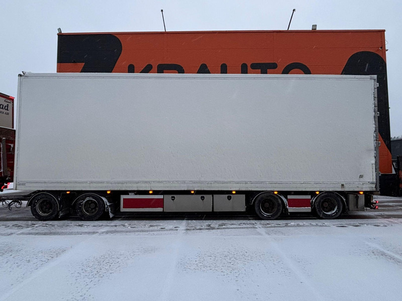 Vak V-4-40 SAF AXLES - Koelwagen aanhangwagen: afbeelding 3 Vak V-4-40 SAF AXLES - Koelwagen aanhangwagen: afbeelding 3