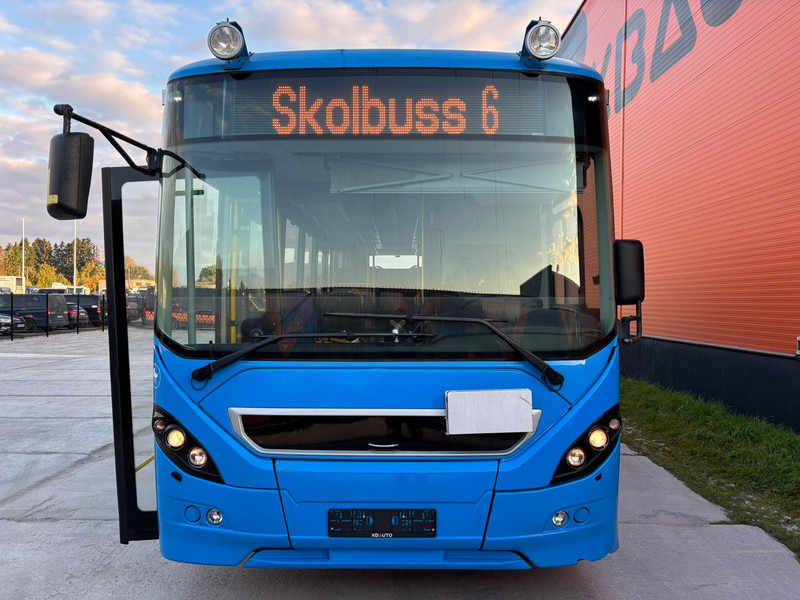 Volvo B7RLE 8900 48 SEATS + 28 STANDING / AC / AUXILIARY HEATER - Streekbus: afbeelding 2 Volvo B7RLE 8900 48 SEATS + 28 STANDING / AC / AUXILIARY HEATER - Streekbus: afbeelding 2