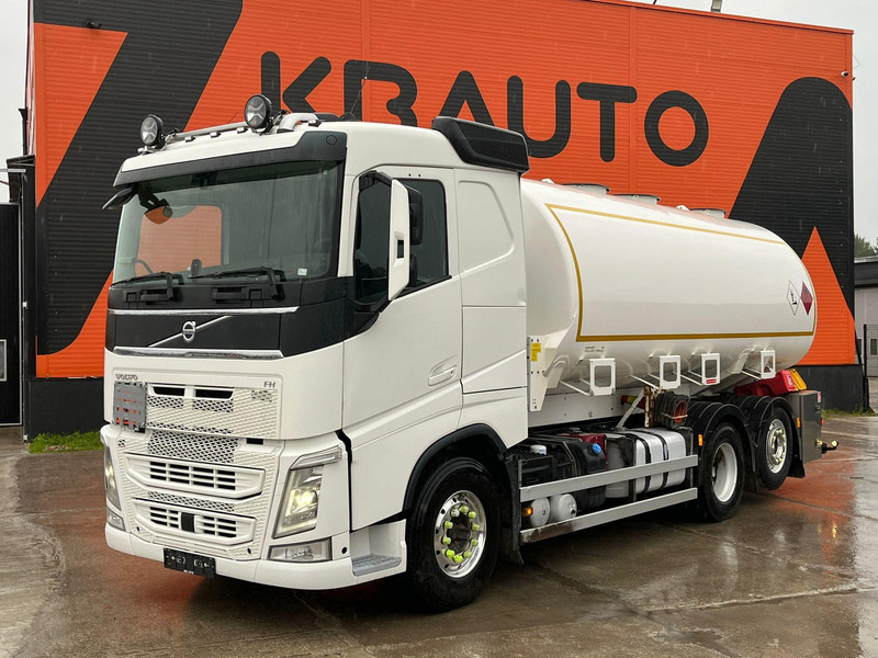 Volvo FH 500 6x2 TANK 22150 l / 6950+4700+4650+5850 l - Tankwagen: afbeelding 1 Volvo FH 500 6x2 TANK 22150 l / 6950+4700+4650+5850 l - Tankwagen: afbeelding 1