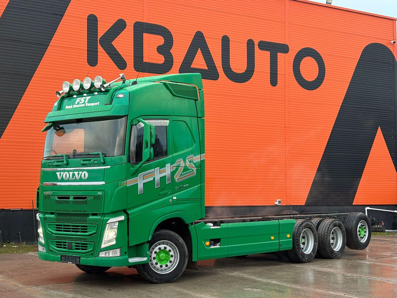 Volvo FH 540 8x4*4 9 TON FRONT AXLE / RETARDER / CHASSIS L=7989 mm - Chassis vrachtwagen: afbeelding 1 Volvo FH 540 8x4*4 9 TON FRONT AXLE / RETARDER / CHASSIS L=7989 mm - Chassis vrachtwagen: afbeelding 1