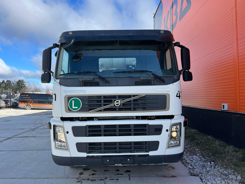 Volvo FM 12 420 8x4 INTERMIX IMF 10 m3 / FULL STEEL / ANALOG TACHOGAPH - Betonmixer: afbeelding 2 Volvo FM 12 420 8x4 INTERMIX IMF 10 m3 / FULL STEEL / ANALOG TACHOGAPH - Betonmixer: afbeelding 2
